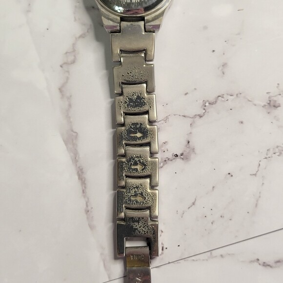 B.U.M. Equipment vintage 1990s crystal 686 stainless steel quartz womens watch - Picture 7 of 10